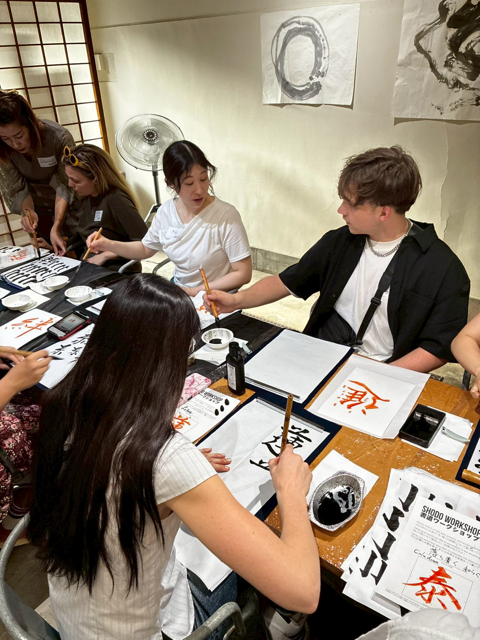 LINE_ALBUM_20251005_251006_12 Medium.png